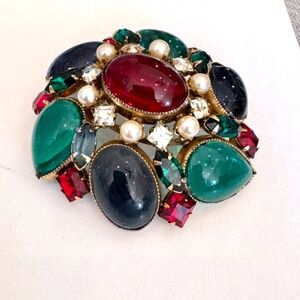 Vintage Signed Schreiner New York Domed Pendant Brooch